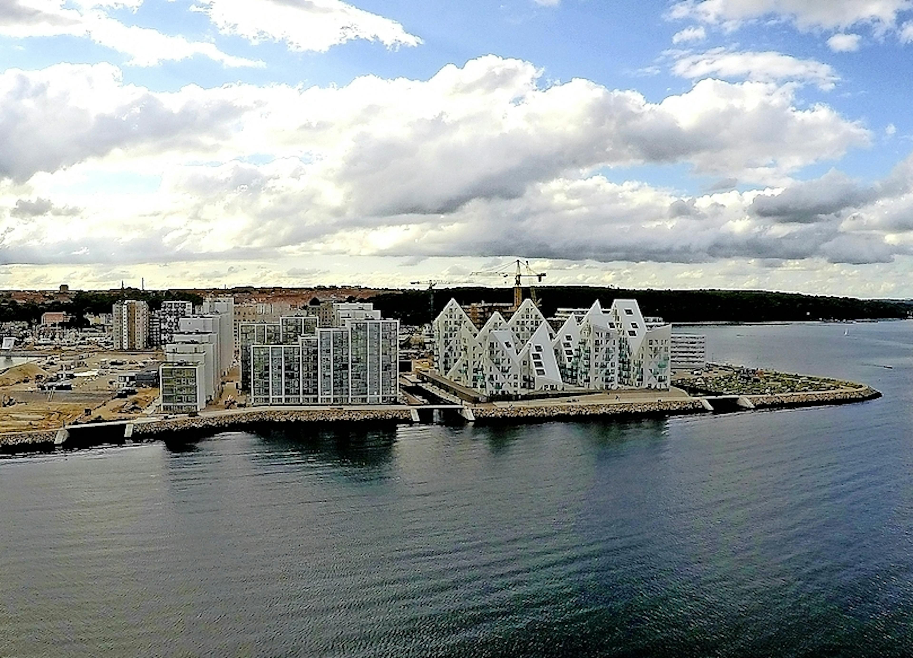 L’architecture contemporaine se taille une part de lion à Aarhus, que ce soit  par son musée d’art contemporain ou avec ses quartiers ­périphériques.