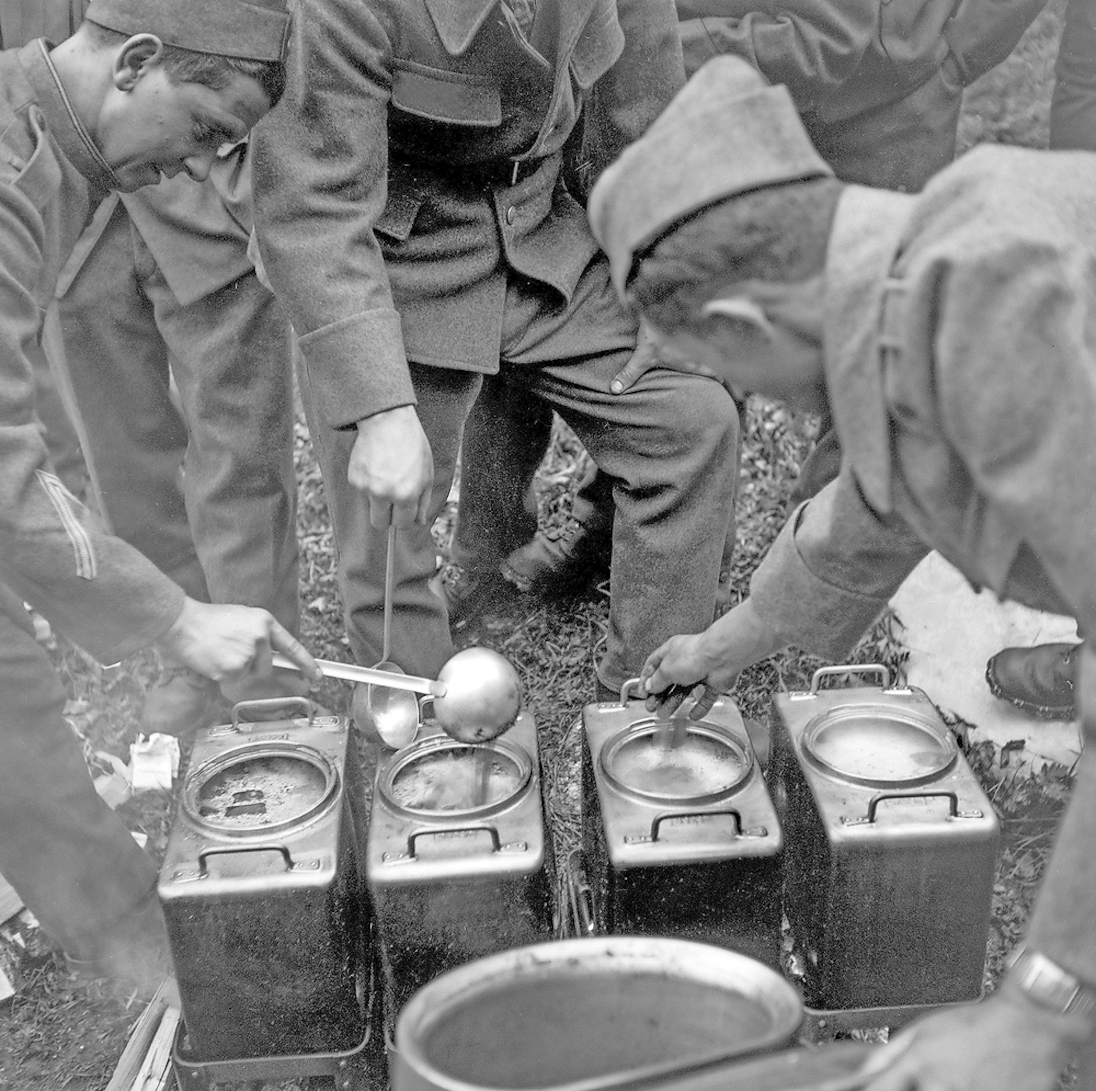 Deux repas servis à quelques mois d’intervalle, en 1940, ont intoxiqué une centaine de soldats.