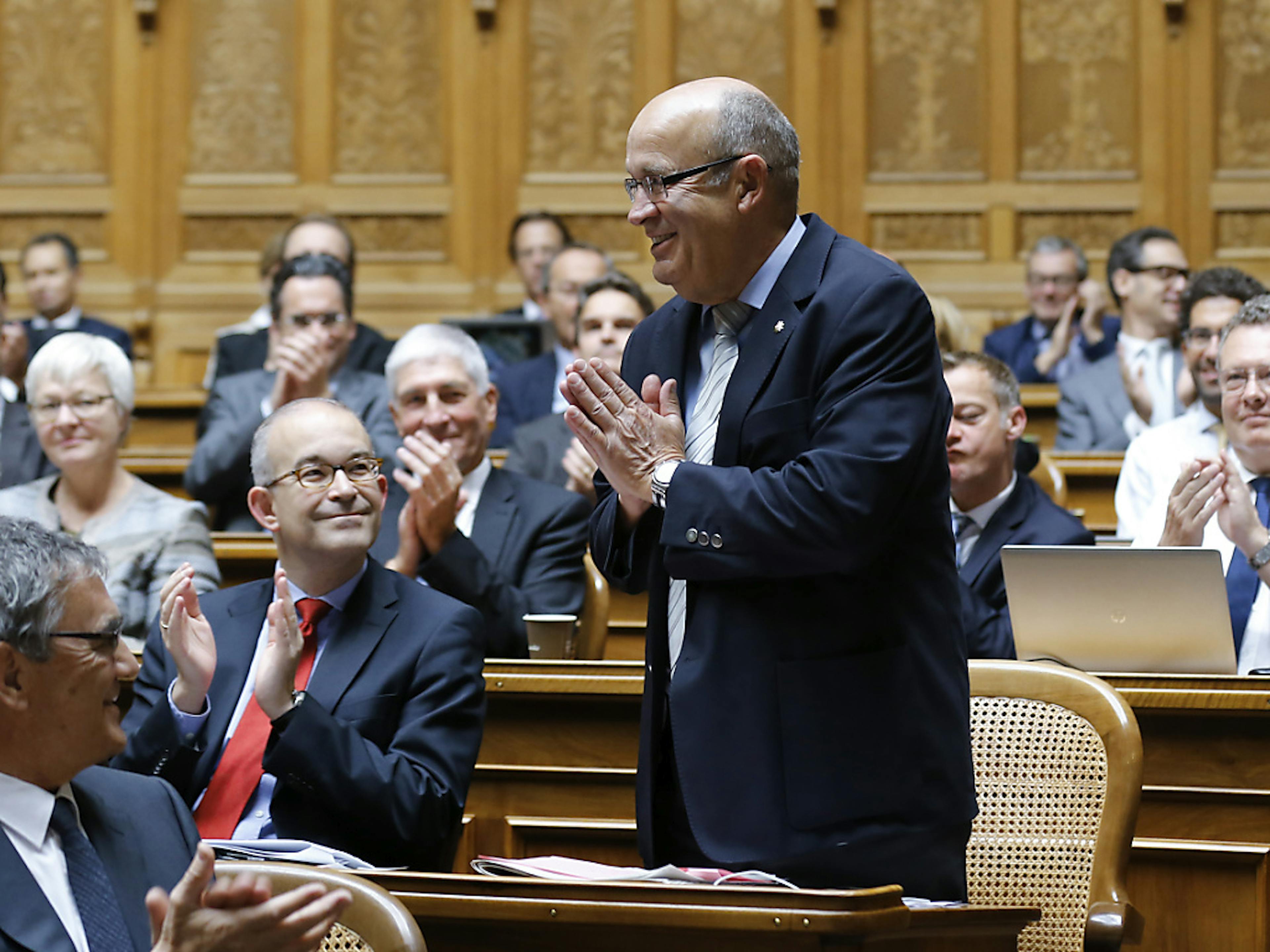 Christian Miesch (UDC/BL), ici le jour de son départ du Conseil national le 25 septembre 2015, risque de perdre le sourire. Le Parlement a décidé de lever son immunité (archives).