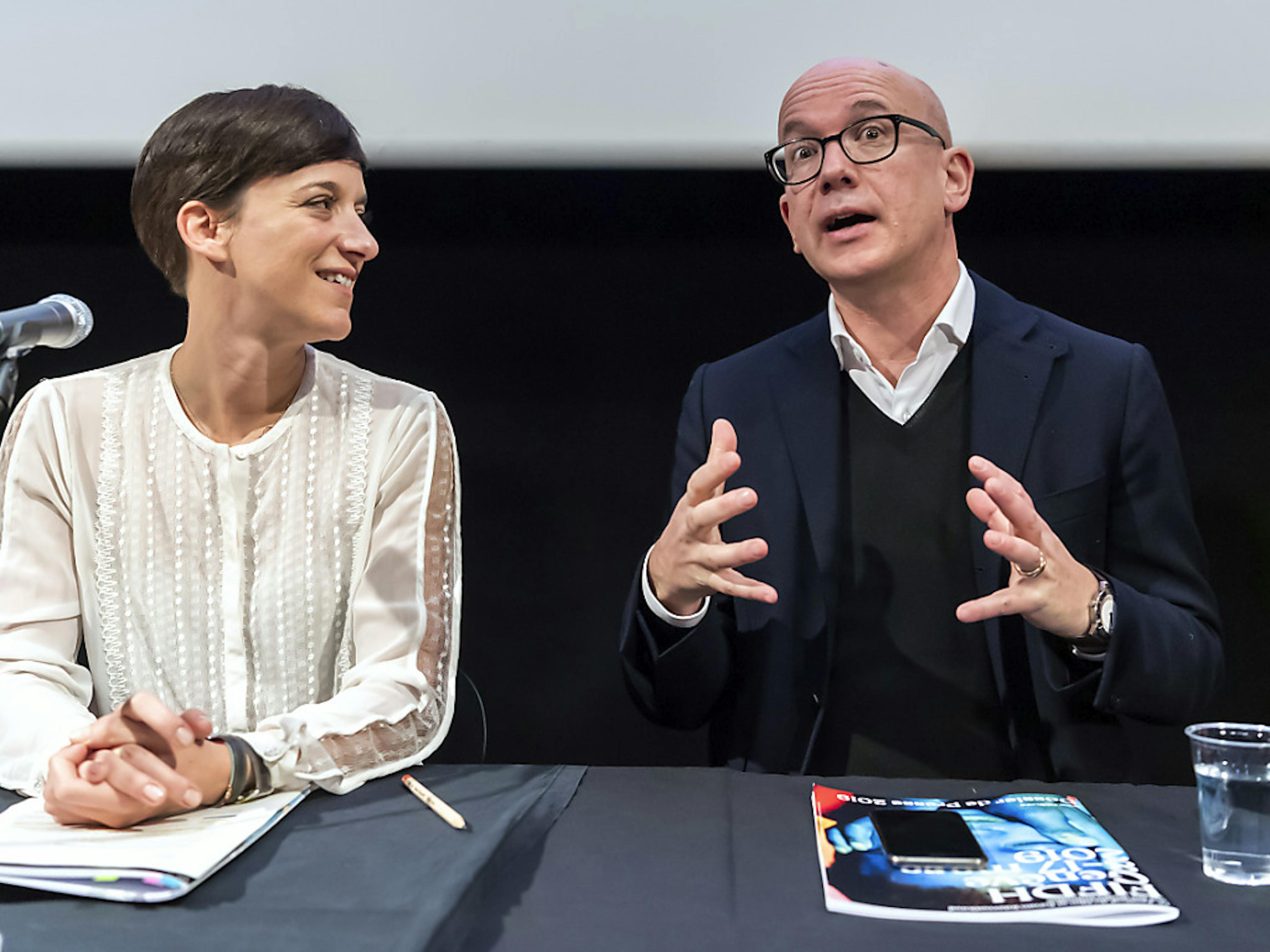 La directrice du FIFDH Isabelle Gattiker (à gauche) veut montrer les nouvelles "résistances".