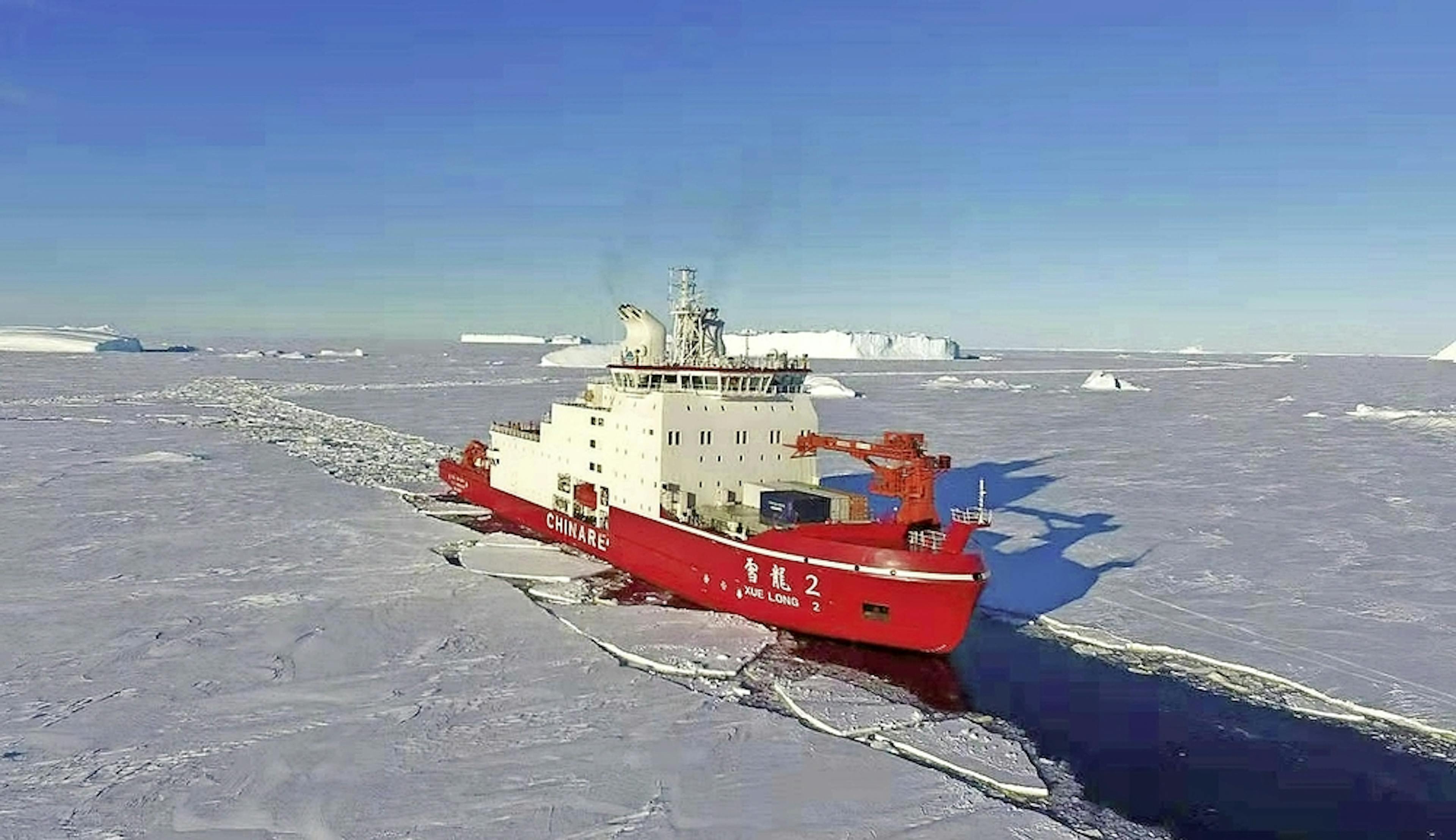 Le Xuelong 2 (Dragon des Neiges). Ce vaisseau brise-glace chinois, long de 122 mètres, est entré en service en 2019. Destiné à l’exploration, ce laboratoire flottant est l’un des fleurons de la politique polaire chinoise. 