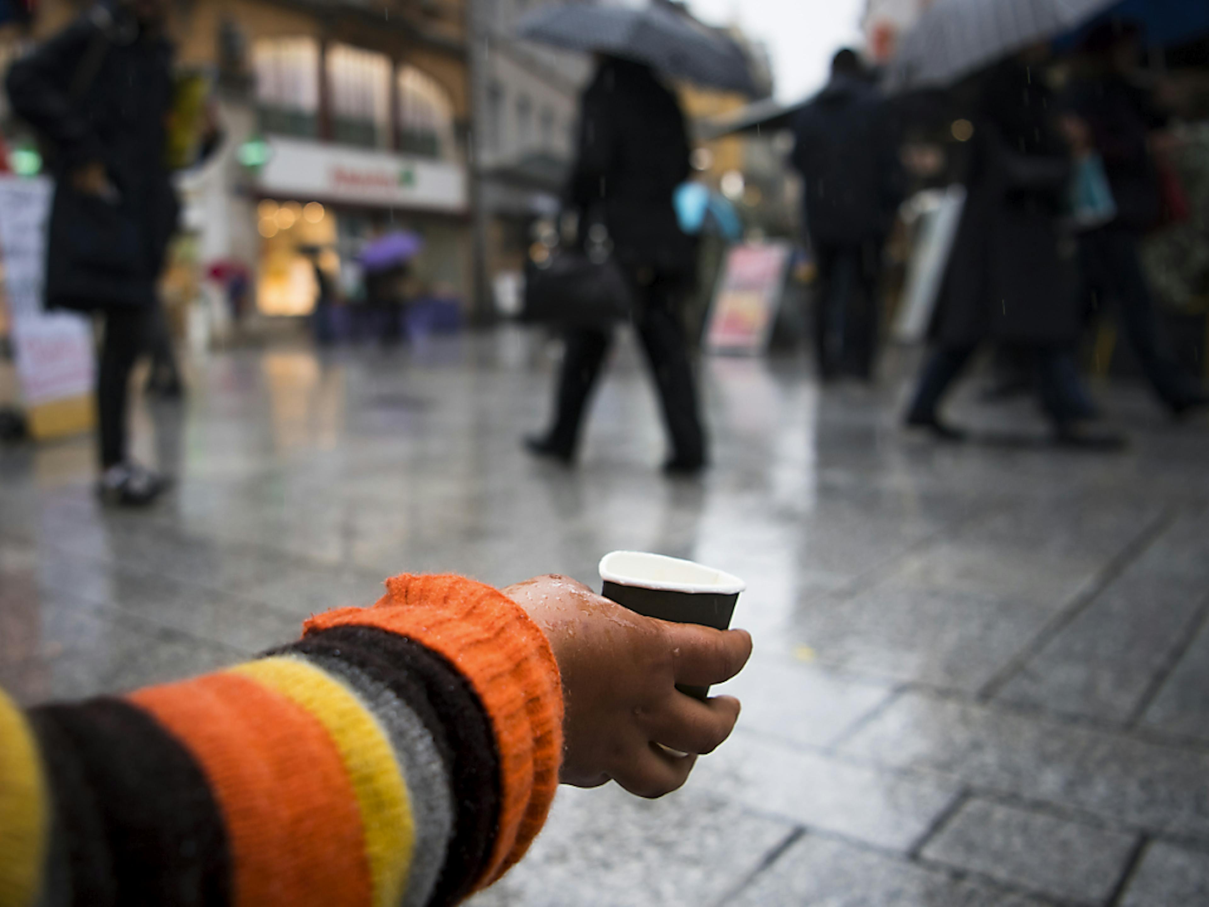 Quelles limites fixer à la mendicité dans le canton de Vaud? Les députés sont partis pour de longs débats sur le sujet et un projet de loi gouvernemental (archives).